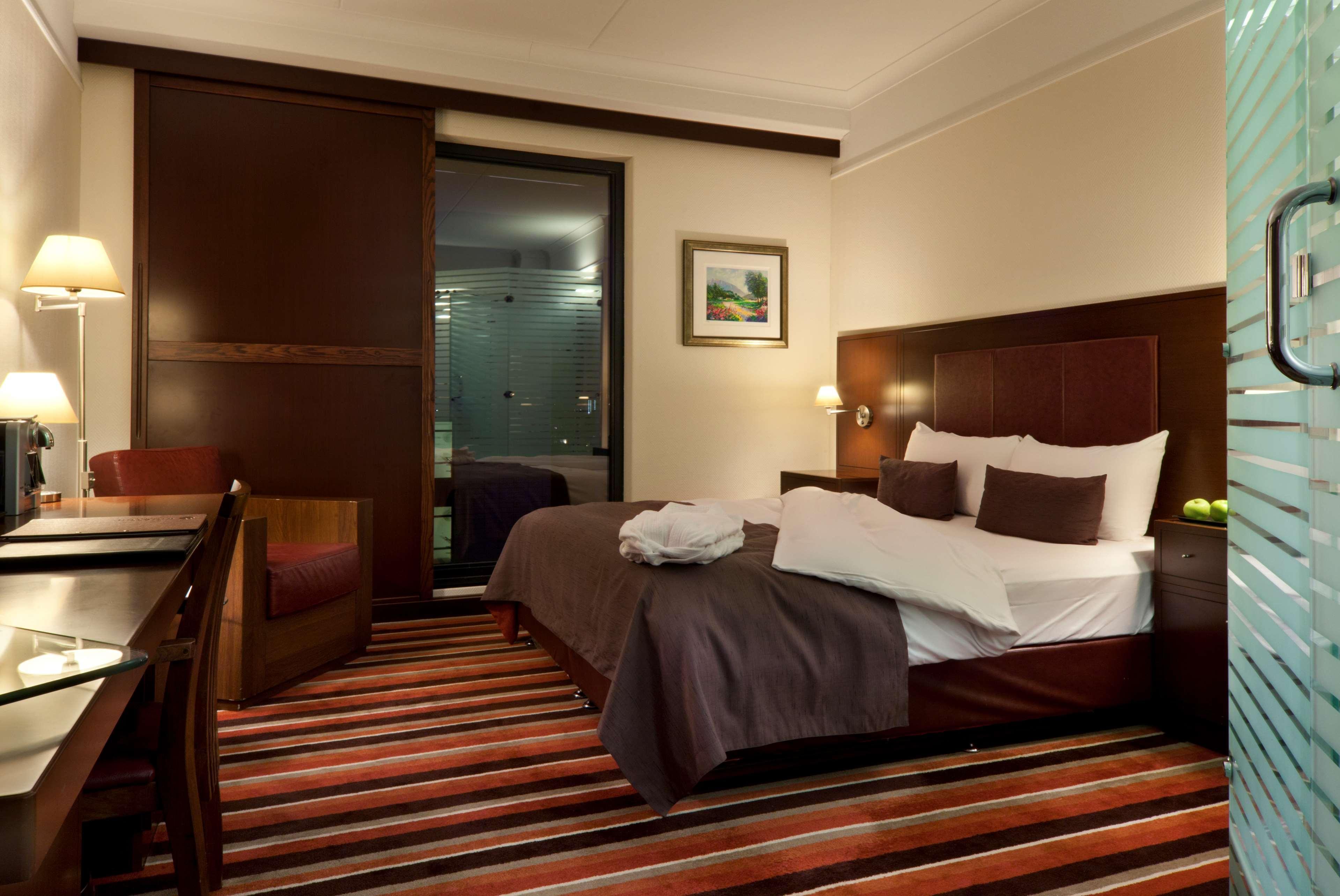 Best Western Plus La Corniche Toulon Dış mekan fotoğraf